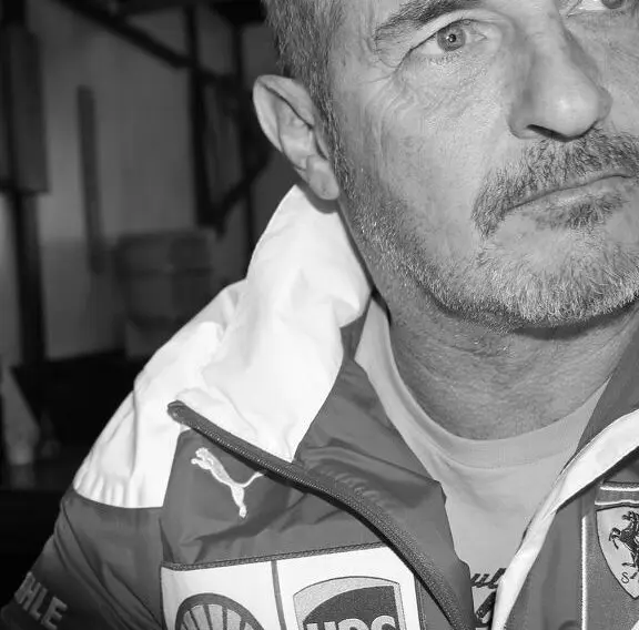 Graeme Cooke Auction Agent & Car Exporter