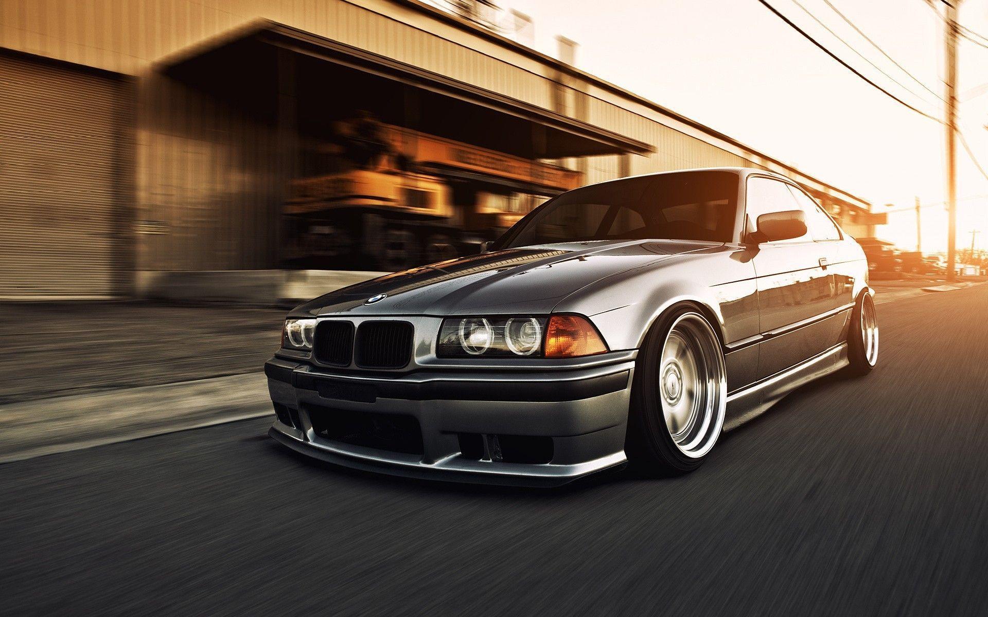 BMW M3 E36 - Design, Power, and Unmatched Handling
